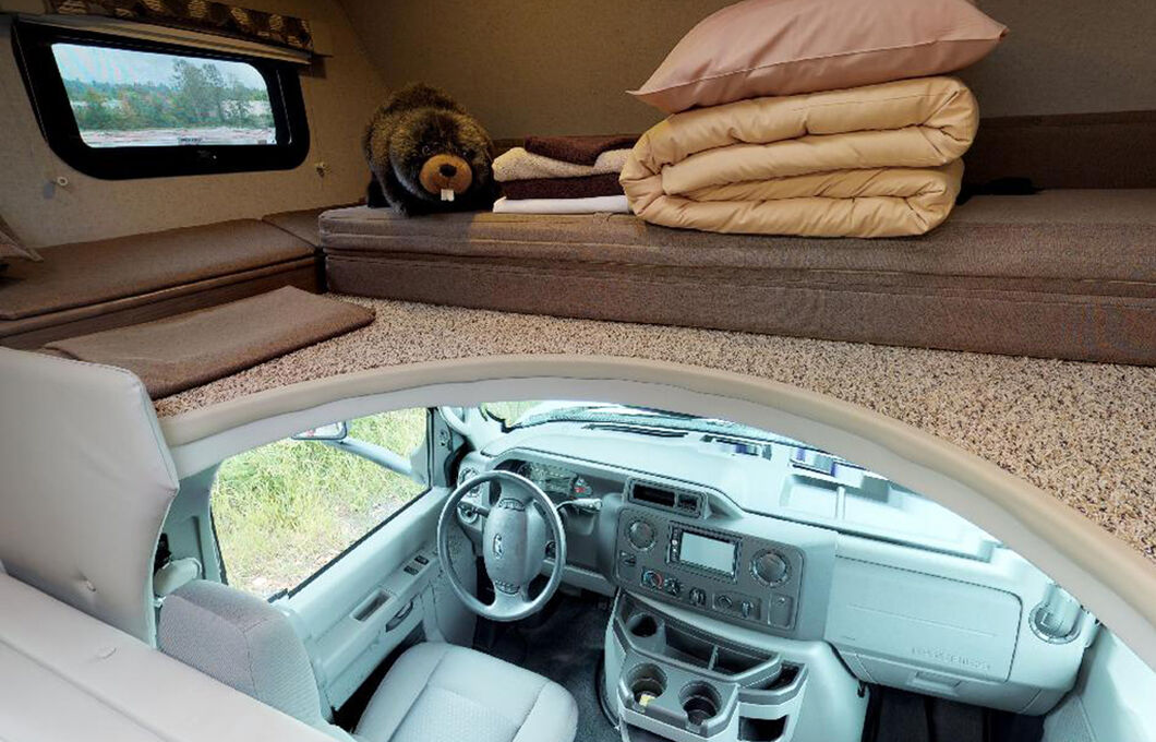 Class C Motorhome-Medium (C-Medium), , hi-res image number 7